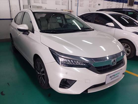 HONDA CITY 1.5 i-VTEC FLEX TOURING CVT HONDA CITY 1.5 i-VTEC FLEX TOURING CVT